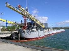 Najdziwniejszy statek r/v "Flip" foto: r/v FLIP 