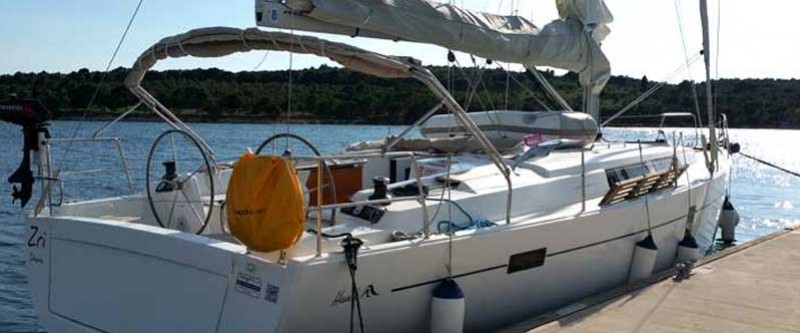 Kurs manewrowy na jachcie jednokadłubowym