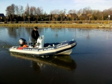 RIB lodołamaczem - przygotowanie do szkolenia na patent sternika motorowodnego w lutym 2022 foto: Tomasz Cieślar